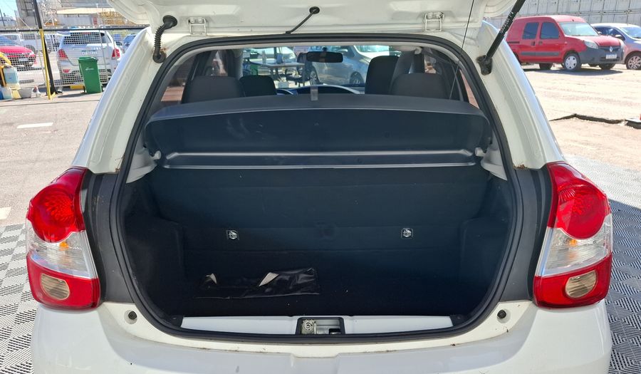 Toyota Etios 1.5 XS Hatchback 2017