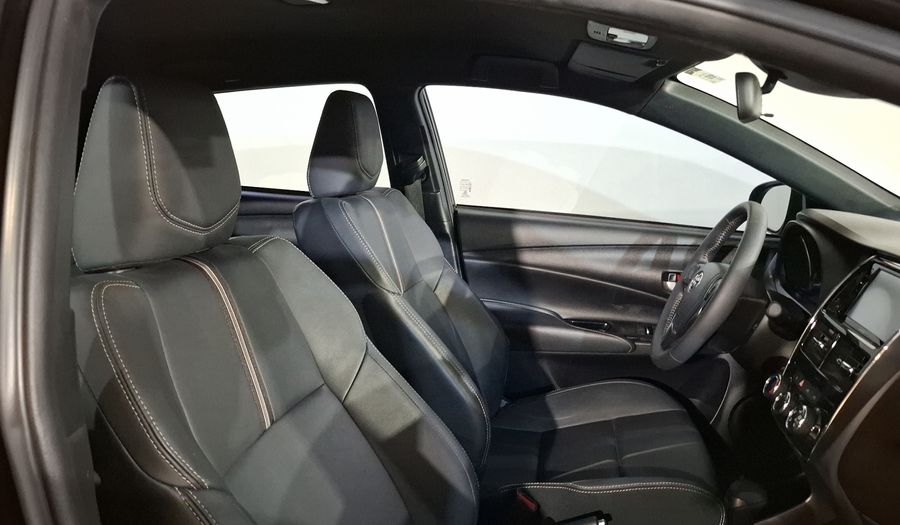 Toyota Yaris 1.5 S CVT Hatchback 2024