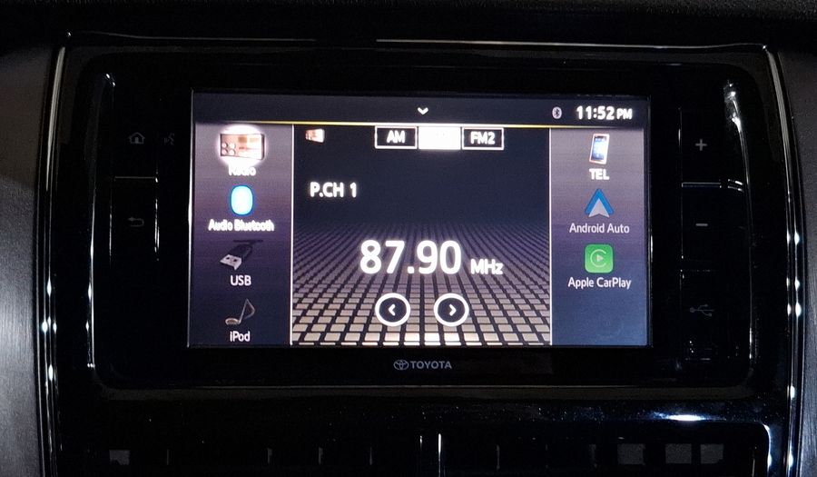 Toyota Yaris 1.5 S CVT Hatchback 2024