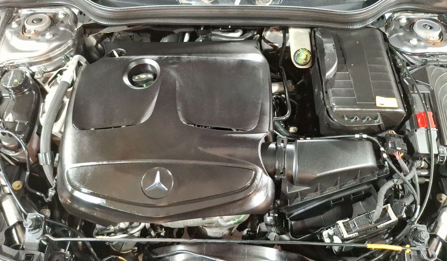 Mercedes Benz Clase A 1.6 180 CGI 7G-DCT Hatchback 2013