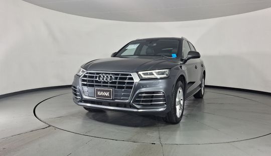 Audi • Q5
