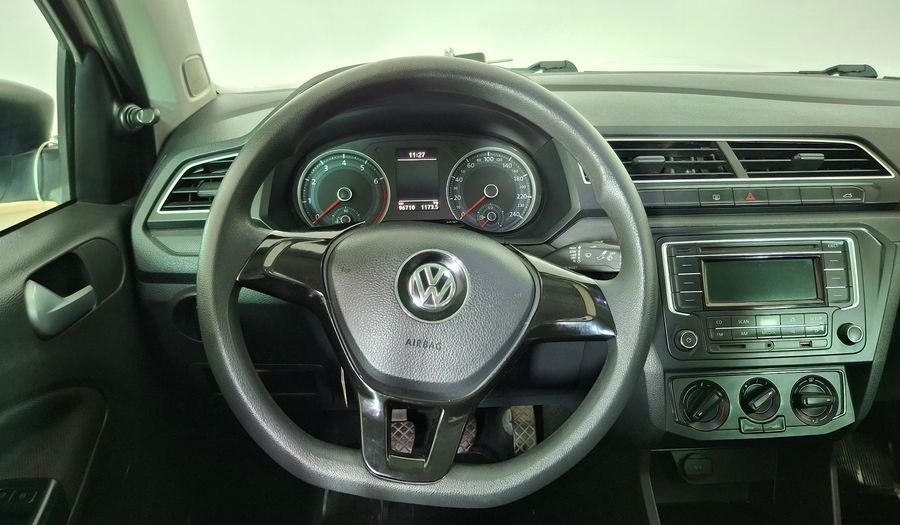 Volkswagen Voyage 1.6 POWER AC Sedan 2017