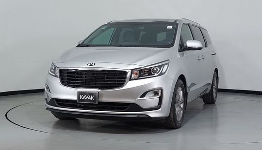 Kia • Sedona