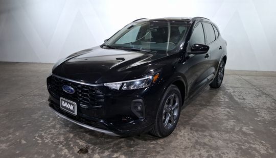 2023 • 34,849 km • Automático