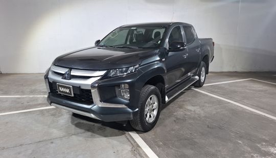 Mitsubishi • L200