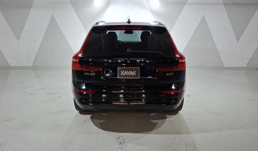 Volvo Xc60 2.0 B5 MHEV MOMENTUM AUTO AWD Suv 2022