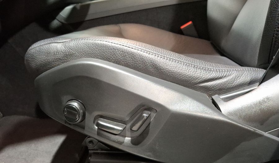 Volvo Xc60 2.0 B5 MHEV MOMENTUM AUTO AWD Suv 2022