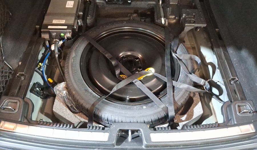 Volvo Xc60 2.0 B5 MHEV MOMENTUM AUTO AWD Suv 2022