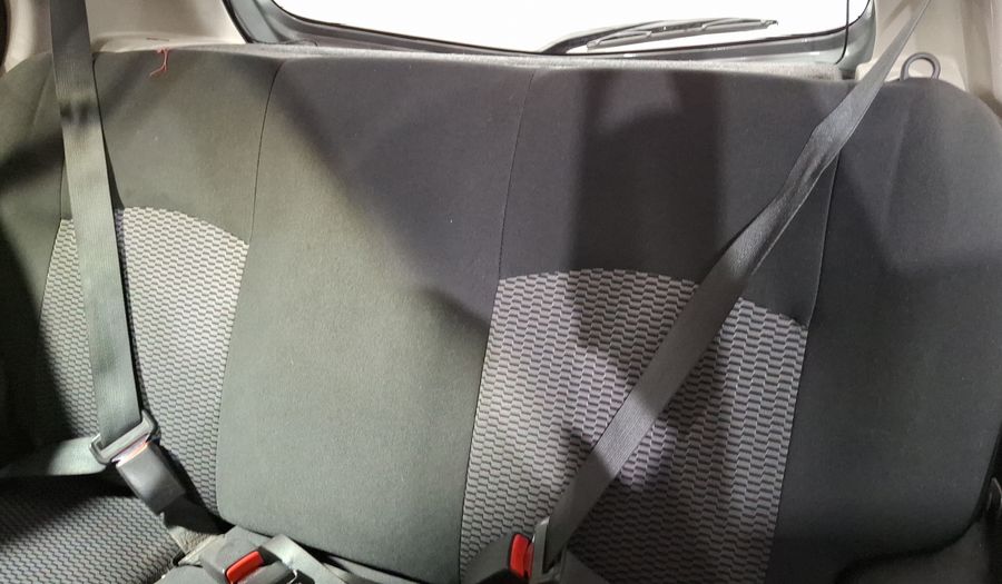 Nissan March 1.6 SENSE MT Hatchback 2015