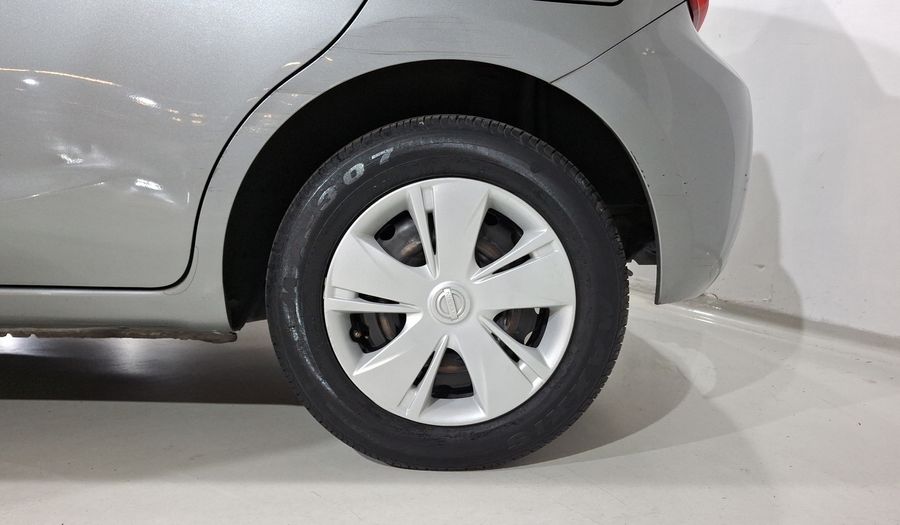 Nissan March 1.6 SENSE MT Hatchback 2015