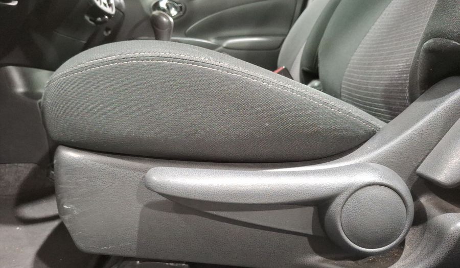 Nissan Versa 1.6 SENSE Sedan 2019