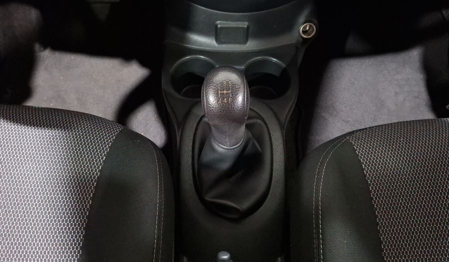 Nissan Versa 1.6 SENSE Sedan 2019