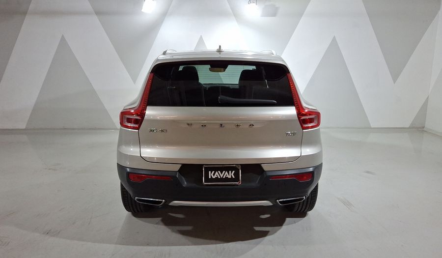Volvo Xc40 2.0 INSCRIPTION T4 AUTO Suv 2019