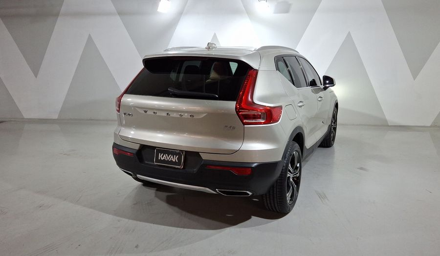 Volvo Xc40 2.0 INSCRIPTION T4 AUTO Suv 2019