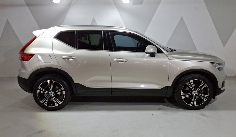 Volvo Xc40 2.0 INSCRIPTION T4 AUTO Suv 2019