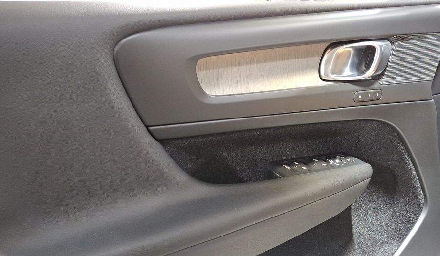 Volvo Xc40 2.0 INSCRIPTION T4 AUTO Suv 2019