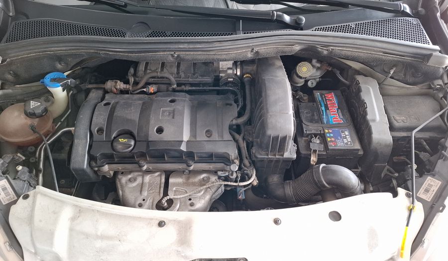 Peugeot 208 1.6 FELINE PACK CUIR Hatchback 2016