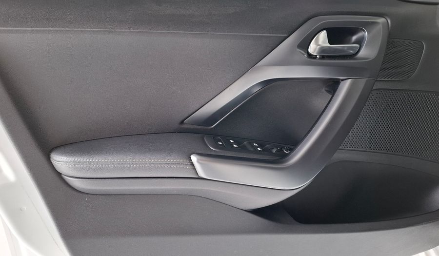 Peugeot 208 1.6 FELINE PACK CUIR Hatchback 2016