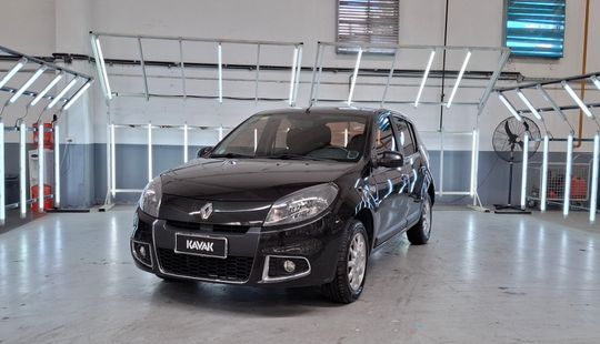 Renault • Sandero
