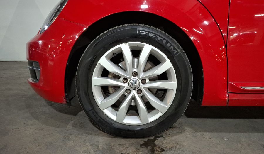 Volkswagen Beetle 2.5 SPORT TIPTRONIC Hatchback 2014