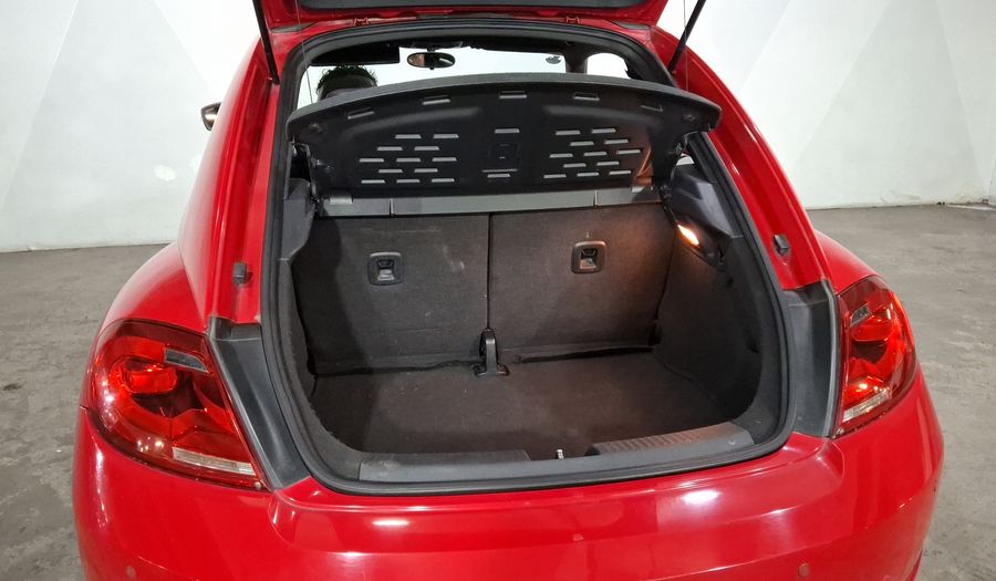 Volkswagen Beetle 2.5 SPORT TIPTRONIC Hatchback 2014