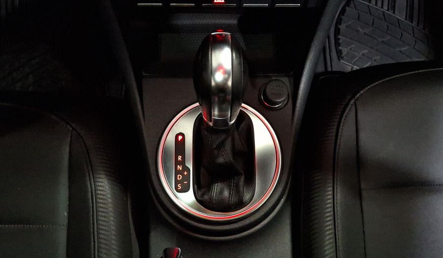 Volkswagen Beetle 2.5 SPORT TIPTRONIC Hatchback 2014