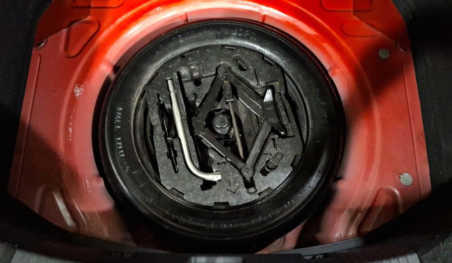 Volkswagen Beetle 2.5 SPORT TIPTRONIC Hatchback 2014