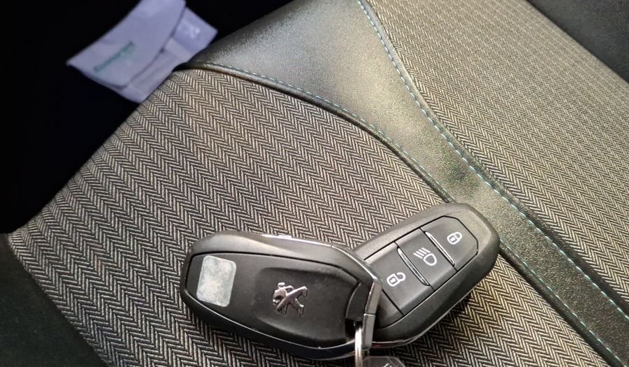 Peugeot 3008 1.5 BLUEHDI 130 AUTO ALLURE PACK Suv 2023