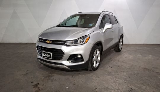 2018 • 98,034 km • Automático