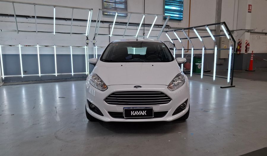 Ford Fiesta Kinetic Design 1.6 SE Hatchback 2017