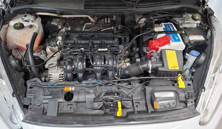 Ford Fiesta Kinetic Design 1.6 SE Hatchback 2017