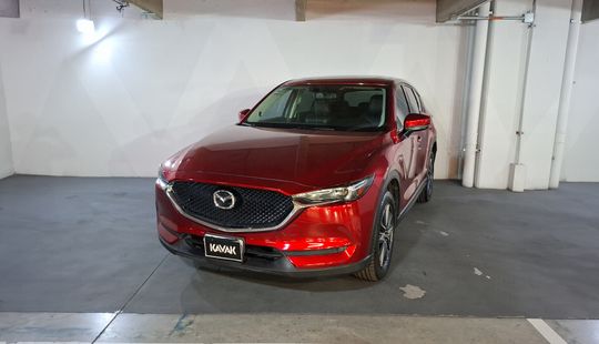 2018 • 79,758 km • Automático