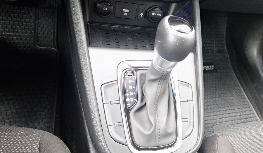 Hyundai Kona 1.6 HEV VALUE AUTO Suv 2024