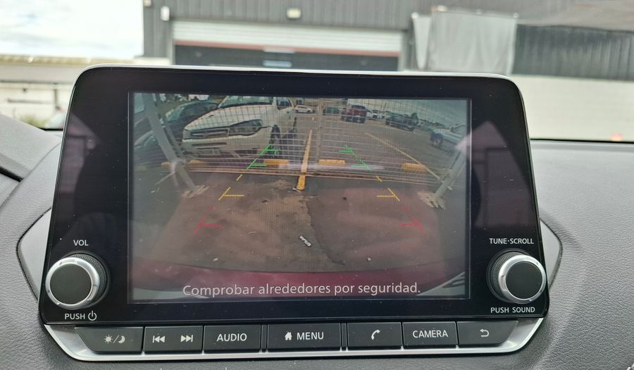 Nissan Sentra 2.0 ADVANCE CVT Sedan 2021