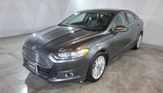 Ford • Fusion