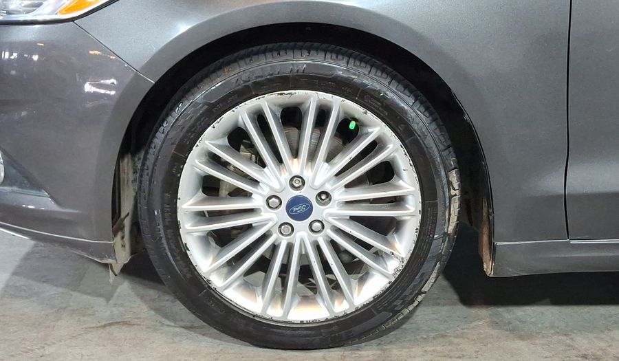 Ford Fusion 2.0 GTDI SE LUXURY AT Sedan 2016