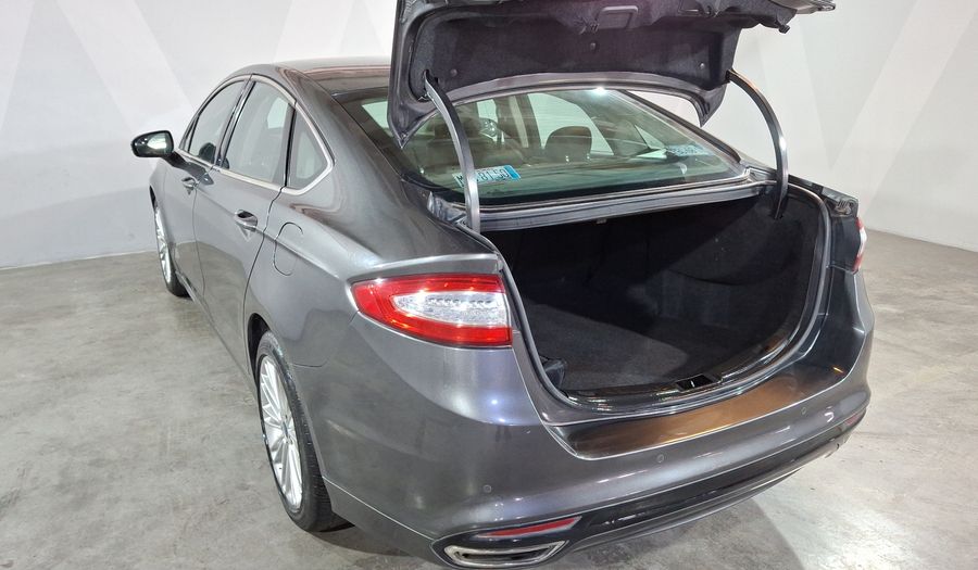Ford Fusion 2.0 GTDI SE LUXURY AT Sedan 2016