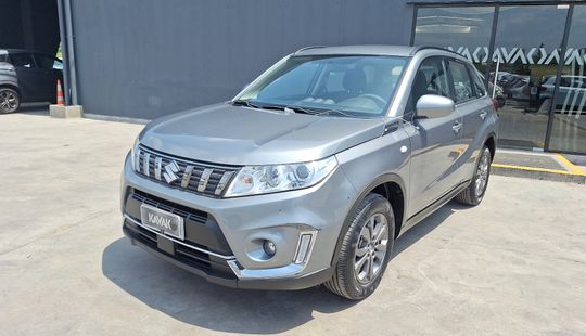Suzuki • Vitara