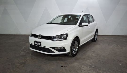Volkswagen • Polo