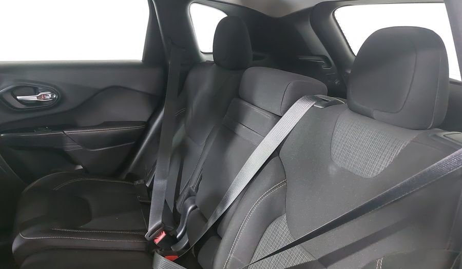 Jeep Cherokee 2.4 LATITUDE Suv 2015