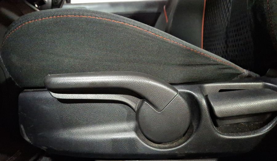 Mazda 2 1.5 SPORT TA Hatchback 2015