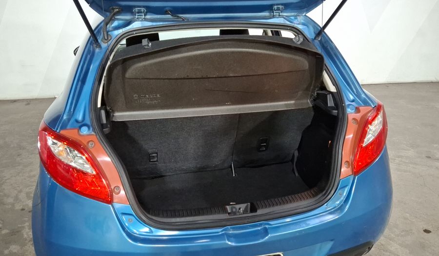 Mazda 2 1.5 SPORT TA Hatchback 2015