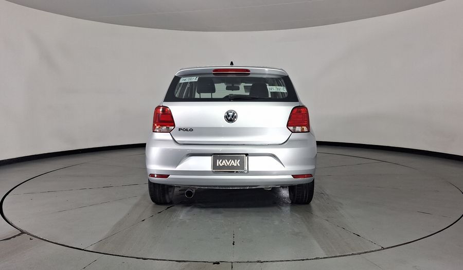 Volkswagen Polo 1.6 MT Hatchback 2015