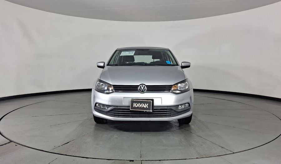 Volkswagen Polo 1.6 MT Hatchback 2015