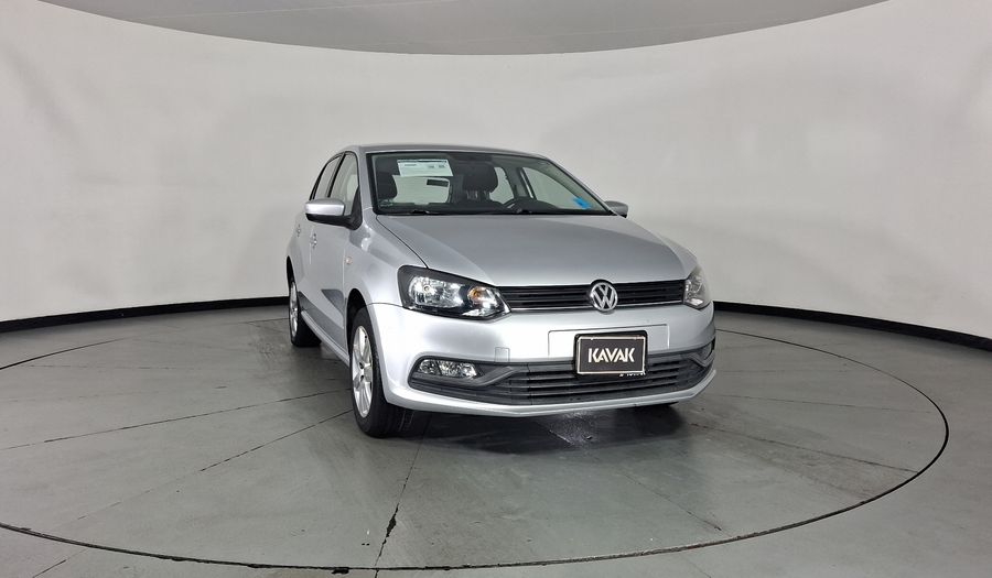 Volkswagen Polo 1.6 MT Hatchback 2015