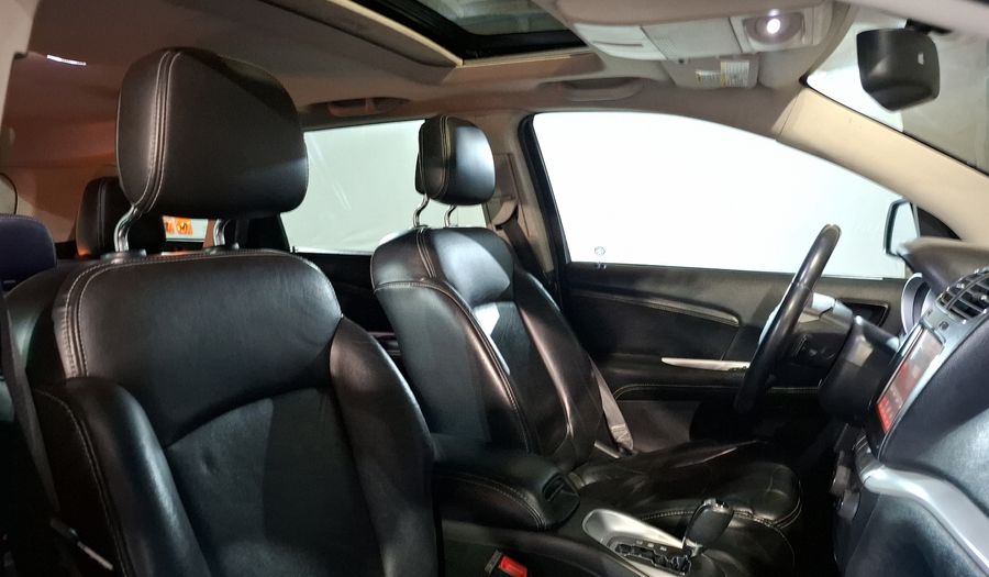 Dodge Journey 2.4 SXT+ 5 PASAJEROS Suv 2014