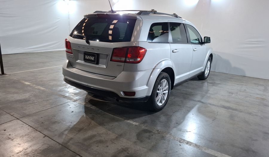 Dodge Journey 2.4 SXT+ 5 PASAJEROS Suv 2014