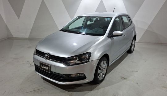 Volkswagen • Polo