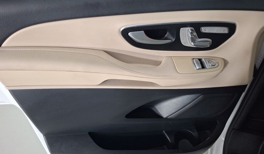 Mercedes Benz Clase V 2.1 250 AVANTGARDE 7 ASIENTOS AUTO Minivan 2018