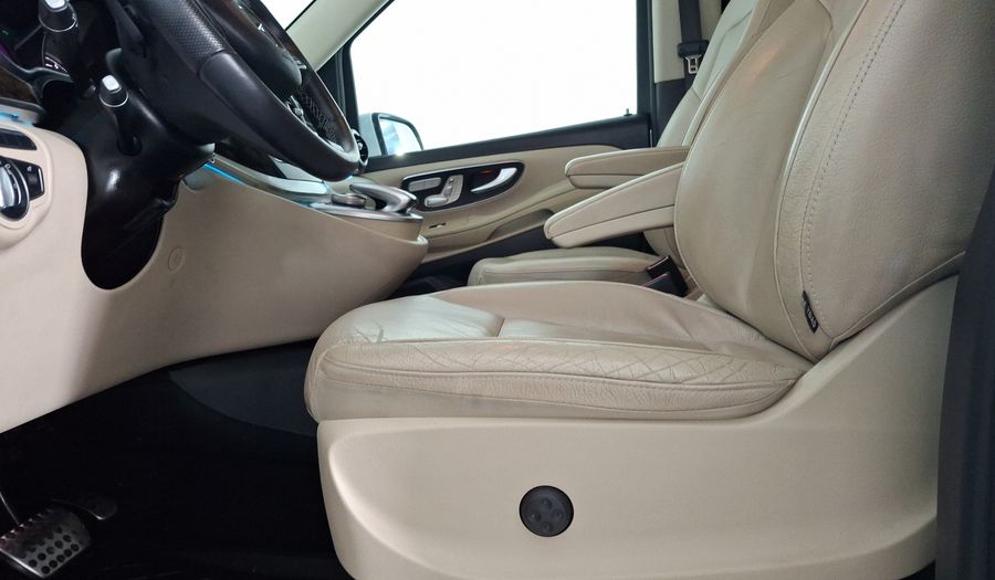 Mercedes Benz Clase V 2.1 250 AVANTGARDE 7 ASIENTOS AUTO Minivan 2018